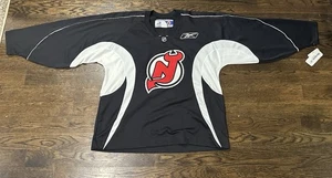 NUEVO CON ETIQUETAS Reebok NHL New Jersey Devils camiseta negra XL #00 Zman Hockey - Imagen 1 de 10