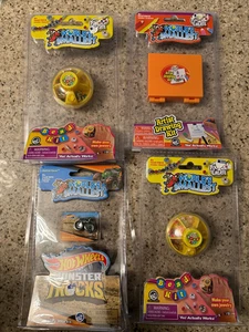 Weltweit kleinste Perlen Monstertruck 4 Stück Mini Spielzeug Siehe Bild! - Bild 1 von 1