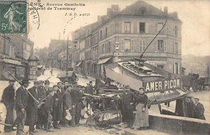 CPA 16 ANGOULEME ACCIDENT DU TRAMWAY AVENUE GAMBETTA - Picture 1 of 1