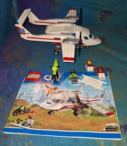 LEGO 60116 City Medical Ambulance Plane Complete with instructions no box VGC - Picture 1 of 8