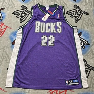 Michael Redd #22 Milwaukee Bucks Signed Jersey Reebok (Size 52) - Picture 1 of 5