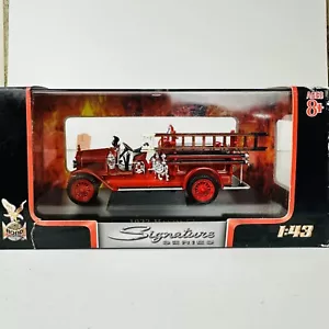 Road Signature 1923 Maxim C1 Druckguss Feuerwehrmodell im Plastikkoffer - Bild 1 von 4