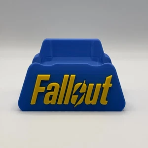 3D Printed Fallout Style PS5 Controller Stand | Custom Gaming Display Holder - Bild 1 von 4