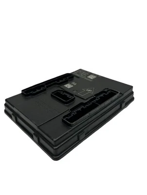 Honda CRV body control 2017 to 2020 bcm module US market assy OEM 38800TNRA01 - Image 1 of 4