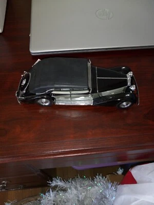 Franklin Mint 1/24 Maybach Zeppelin 1939 Diecast Scale Model With Box & COA - Image 1 of 4