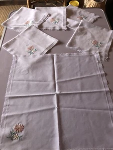 6 Table napkins cotton floral embroidered - Picture 1 of 5