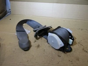 Cinturón seguridad trasero izquierdo nissan patrol 3.0 y61 97-04 2ª fila - Imagen 1 de 7