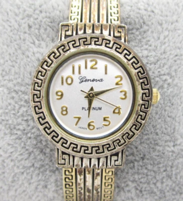 Women's Geneva Platinum Quartz Analog 28mm Dial Causal Round Watch (E103) - Image 1 of 4