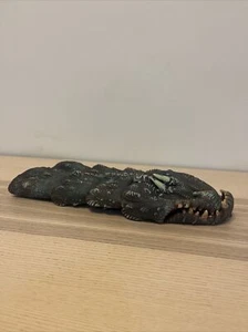 How To Train Your Dragon ‘Red Death - Live Arena Spectacular’ 13” Hand Puppet - Picture 1 of 8