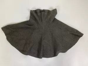 Minifalda gris con dobladillo crudo Urban Outfitters Pookie & Sebastian talla pequeña para mujer - Imagen 1 de 7