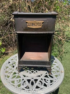 Vintage Antique REZNOR no 4 gas Floor heater 22x12x10 Roughly - Picture 1 of 10