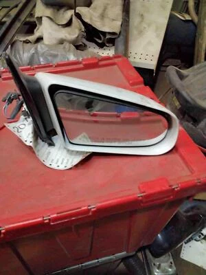 Espejo retrovisor derecho Saturn SC CUPÉ 1991 1992 1993 1994 1995 1996 Foto 1 de 3