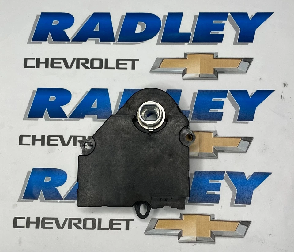 NEW GM OEM DOOR ACTUATOR- GENERAL MOTORS GMC 89018678 - Image 1 of 1