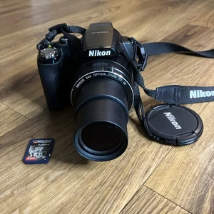 Nikon Coolpix P90 Vintage Digital Camera With New Battery 16GB SD Card Charger - Picture 1 of 16