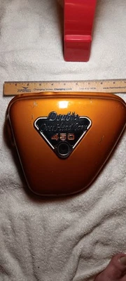 Cubierta lateral izquierda doble leva superior OEM Honda CB 450 Foto 1 de 4