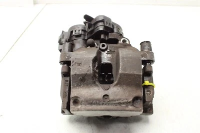 Оригинальный задний левый тормозной суппорт в сборе 2017 Mercedes-Benz AMG GLC43 GLC300 17-22  - Изображение 1 из 4