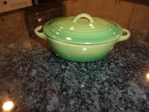 MINIATURE OVAL CASSEROLE - FOR BAKING OR KITCHEN DECORATION - 4.24" X 1.5" - Picture 1 of 6