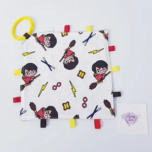 Handmade Taggy Harry Potter Print Sensory Security Square Grey Minky Dot - Bild 1 von 15