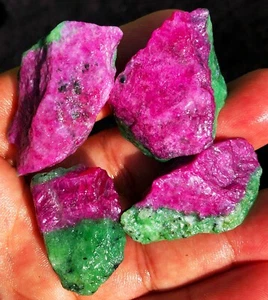 67g 4PC Museo! Rubí rojo natural en gema de cristal de zoisita verde espécimen HL004 - Imagen 1 de 12