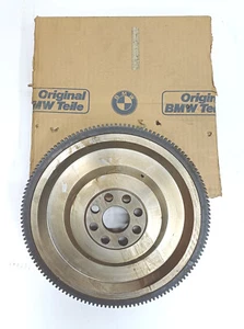 FLYWHEEL BMW E12/E21/E28/E30 M20B20 / M20B23 - 11221264517 - Picture 1 of 9