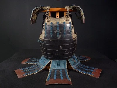 Original DO (Cuerpo de armadura) + 2 Sode, armadura de época EDO. Foto 1 de 4