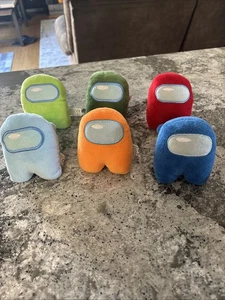 "Lote de 6 chirriantes de peluche suave juego Among Us 4""" - Imagen 1 de 2