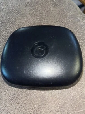 Beauticontrol Perfecting wet/dry finish in P6 Opened But New Clasp Broken  .5oz - Image 1 of 4