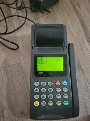 Lector de tarjetas de crédito terminal Lipman NURIT 3020 con cable de alimentación Foto 1 de 3