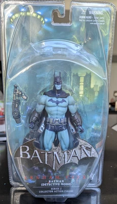 Batman Detective Mode Arkham City Series 2 Batman Figure New Sealed Boxed - Image 1 of 4