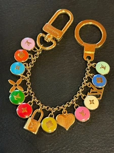 LOUIS VUITTON Bolso Charm Bolso Accesorios Porto Cle Chenne Pastilla F/S A835 - Imagen 1 de 24