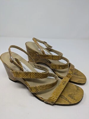 Sandalias Etienne Aigner Charm piel de serpiente cuero en relieve cuñas dorado tostado 9,5 M Foto 1 de 4