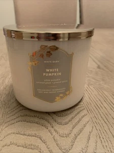 BATH & BODY WORKS WHITE BARN WHITE PUMPKIN 3-Wick 14.5 Oz SCENTED CANDLE NEW - Picture 1 of 3
