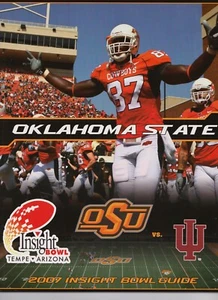 2007 Oklahoma State Cowboys Insight Bowl Media Guide - Picture 1 of 2