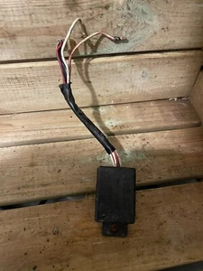 Kawasaki KZ400 Twin Fusebox - Picture 1 of 3