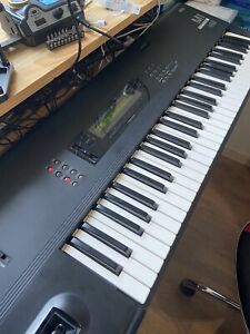 korg m1 Free Shipping To EU New Battery Sounds Loaded