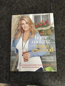 Home Cooking With Trisha Yearwood Hardcover Cook Book 2010  NEW CONDITION mint - Bild 1 von 5