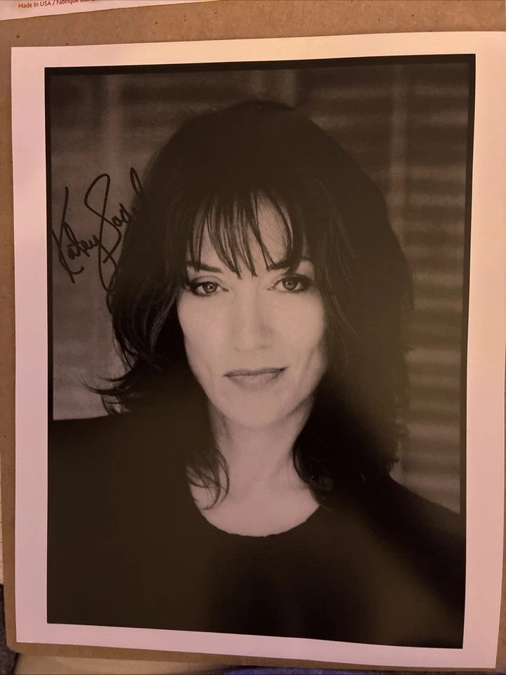 Katey Sagal Signed 8x10 Married With Children Photo Autographed reprint - Image 1 of 1