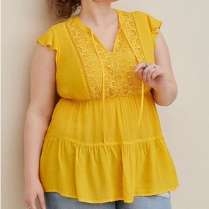 Torrid Yellow Chiffon Swiss Dot Crochet Inset Tie-Front Top 1X 17615191 - Picture 1 of 13