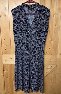 Jones New York Dress ~ Faux Wrap Sleeveless Blue & White Geometric ~ Women's S - Picture 1 of 3