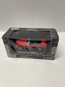 Ford Mustang 1964-1/2 convertible motor rojo máximo 1:43 fundido a presión. ¡¡¡Envío gratis!!!! - Imagen 1 de 3