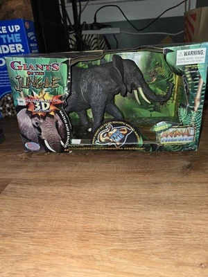 NEW 1999 Wow Wee Inc • GIANTS OF THE JUNGLE AFRICAN ELEPHANT Animal Tropics - Image 1 of 4
