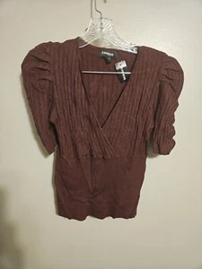 Express Womens Maroon/Red Rayon Blend Short Sleeve V Neck Sweater Size Small - Picture 1 of 8