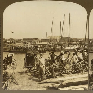 China, Tianjin: Rickshaws & Ferry on the Hai He River - Old Stereoview Photo - Picture 1 of 4