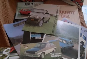Auto Erinnerungsstücke Konvolut - Autokataloge Prospekte - Bild 1 von 4