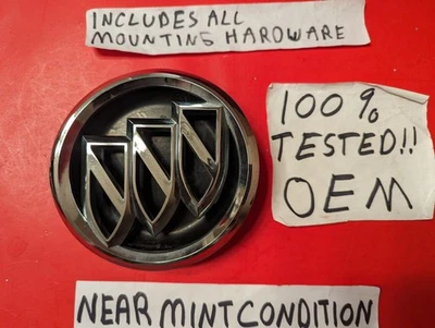 ✅ OEM 05 06 07 Buick Terraza grade emblema grade para-choque dianteiro GM 10339164 NrESTADO PERFEITO - Imagem 1 de 4