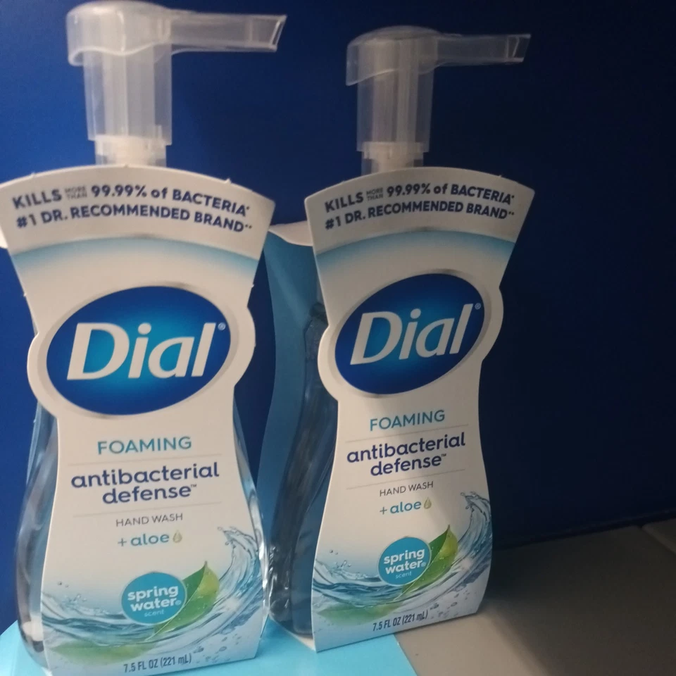 Jabón líquido de manos con espuma de agua de manantial Dial Complete 7,5 oz.(Pack de 4) Foto 1 de 1