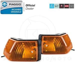 COPPIA FRECCE COMPLETE POSTERIORI ORIGINALI PIAGGIO PER VESPA PX 125 - Picture 1 of 2