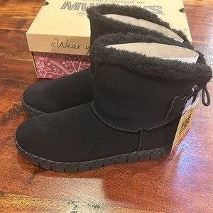 Muk Luks Women's Flexi Albany Boots Black Suede 8 NIB - Picture 1 of 6