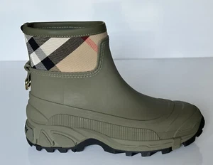 NIB Burberry Ryan Rubber Women's Dark Green Ankle Boots 11 US (41 Eu) 8045185 IT - Picture 1 of 12