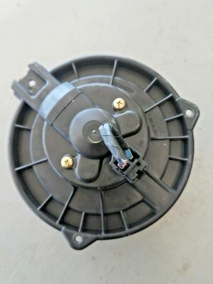 2003-2006 CADILLAC STS SRX CTS BLOWER MOTOR FAN OEM - Image 1 of 3